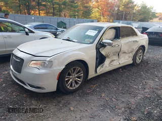 2017 Chrysler 300 with VIN 2C3CCAEG9HH663420, listed as a IAAI auction lot 40561669 with 96,457 mi miles. Bid and sale history available at carsss.com. Image 17.