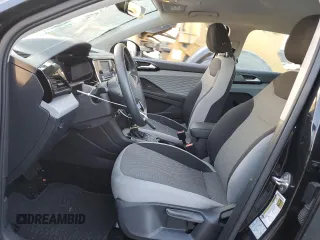 2022 Volkswagen Taos S z VIN 3VVDX7B20NM048222, wystawiony jako Copart lot #76062404 z przebiegiem 16 592 mil mil oraz Szkody całkowita. Historia ofert i sprzedaży dostępna na DreamBid. Obrazek 7.