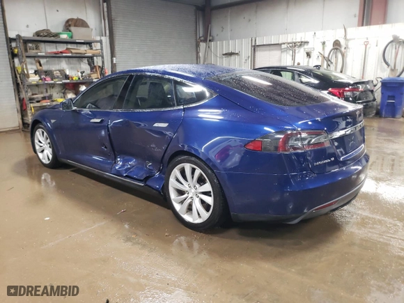 2015 Tesla Model S 85D with VIN 5YJSA1S24FF088555, listed as a Copart auction lot 86726754 with 85,653 mi miles and Salvage Title. Bid and sale history available at carsss.com. Image 2.