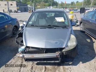 2008 Honda Fit z VIN JHMGD38458S068675, wystawiony jako IAAI lot #42240978 z przebiegiem 117 092 mil mil oraz . Historia ofert i sprzedaży dostępna na DreamBid. Obrazek 13.