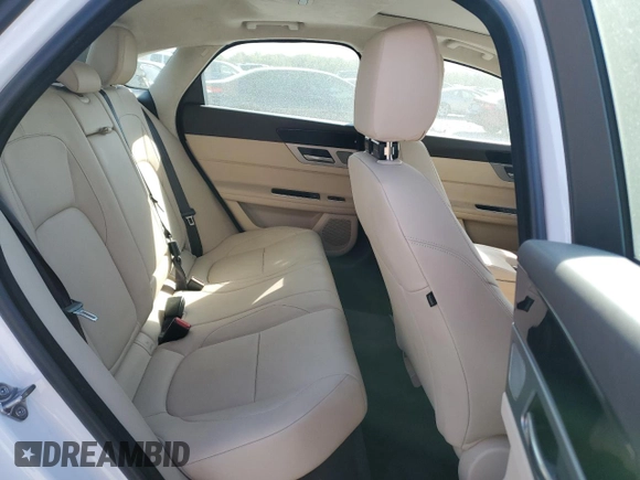 2019 Jaguar XF 25t Premium with VIN SAJBJ4FX0KCY76653, listed as a Copart auction lot 75358164 with 12,403 mi miles and Salvage Title. Bid and sale history available at carsss.com. Image 10.