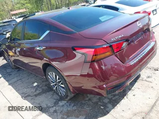 2023 Nissan Altima SV z VIN 1N4BL4DW5PN426467, wystawiony jako IAAI lot #41978564 z przebiegiem 28 703 mil mil oraz . Historia ofert i sprzedaży dostępna na DreamBid. Obrazek 3.