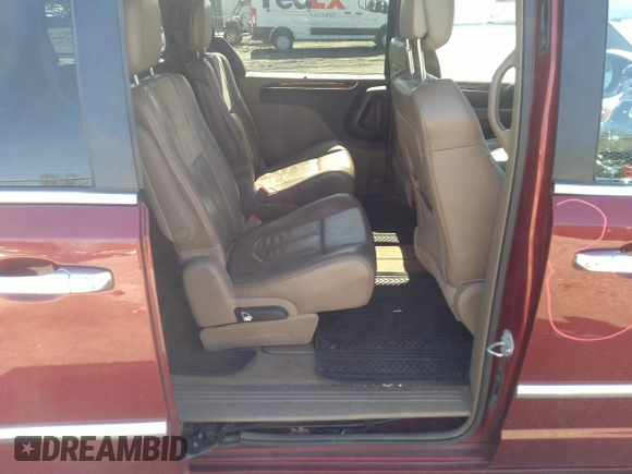 2014 Chrysler Town & Country Limited with VIN 2C4RC1GG5ER463952, listed as a IAAI auction lot 41825303 with 150,131 mi miles and . Bid and sale history available at DreamBid. Image 8.