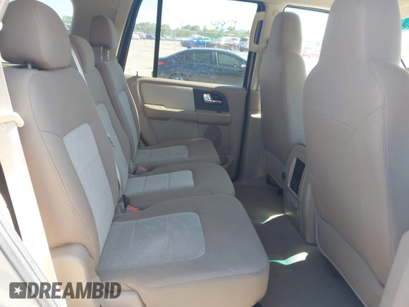 2005 Ford Expedition Special Service with VIN 1FMPU16525LB02834, listed as a IAAI auction lot 42054876 with 105,577 mi miles and . Bid and sale history available at DreamBid. Image 8.