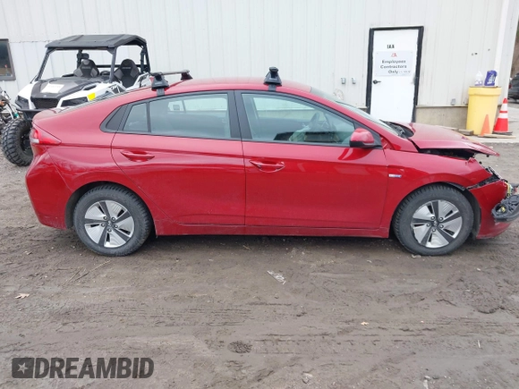 2020 Hyundai Ioniq Blue z VIN KMHC65LC5LU228888, wystawiony jako IAAI lot #41921248 z przebiegiem 45 599 mil mil oraz . Historia ofert i sprzedaży dostępna na DreamBid. Obrazek 13.