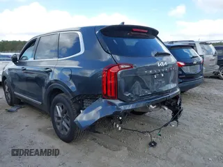2024 Kia Telluride LX z VIN 5XYP24GC4RG542225, wystawiony jako IAAI lot #40726805 z przebiegiem 9 285 mil mil oraz . Historia ofert i sprzedaży dostępna na DreamBid. Obrazek 6.