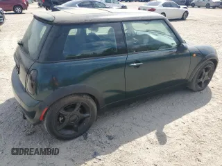 2005 MINI Hardtop с VIN WMWRC33415TC59441, выставлен на аукционе Copart как лот 54093295 с пробегом 138 327 миль миль и Чистый • Clean title. История ставок и продаж доступна на DreamBid. Изображение 3.
