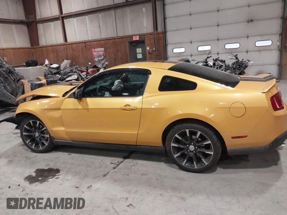 2011 Ford Mustang V6 with VIN 1ZVBP8AM4B5152063, listed as a IAAI auction lot 41556393 with 125,604 mi miles and . Bid and sale history available at carsss.com. Image 15.