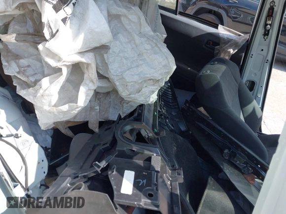 2022 Toyota Corolla Cross LE with VIN 7MUBAAAG9NV012455, listed as a IAAI auction lot 42671891 with Not provided miles and . Bid and sale history available at DreamBid. Image 8.