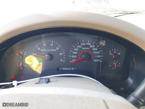 2008 Ford F-150 XLT with VIN 1FTPW12V58FA01049, listed as a IAAI auction lot 41725923 with 354,463 mi miles. Bid and sale history available at carsss.com. Image 7.