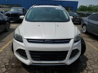 2015 Ford Escape Titanium с VIN 1FMCU9J95FUC87156, выставлен на аукционе Copart как лот 60097165 с пробегом 111 275 миль миль и Списание • Salvage title. История ставок и продаж доступна на DreamBid. Изображение 5.