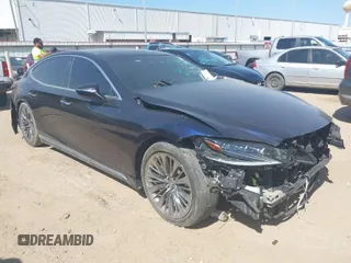 2018 Lexus LS with VIN JTHC5LFF5J5001627, listed as a IAAI auction lot 42021175 with 1 mi miles. Bid and sale history available at carsss.com. Image 1.
