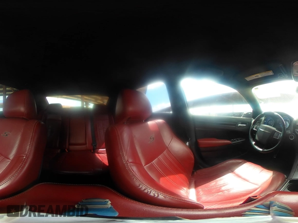 2013 Chrysler 300 S z VIN 2C3CCABG0DH506468, wystawiony jako IAAI lot #42050252 z przebiegiem 145 467 mil mil oraz . Historia ofert i sprzedaży dostępna na DreamBid. Obrazek 18.