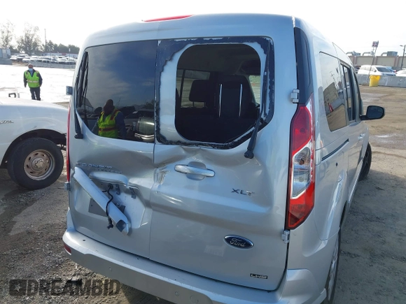 2020 Ford Transit Connect XLT с VIN NM0GS9F23L1449593, выставлен на аукционе IAAI как лот 41804367 с пробегом 101 226 миль миль и . История ставок и продаж доступна на DreamBid. Изображение 6.