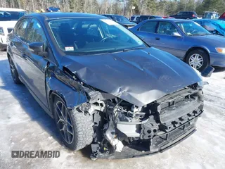 2016 Ford Focus SE with VIN 1FADP3F26GL223603, listed as a IAAI auction lot 41492481 with 146,012 mi miles. Bid and sale history available at carsss.com. Image 6.