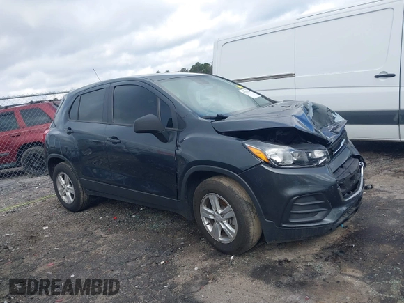 2020 Chevrolet Trax LS with VIN 3GNCJKSB3LL185308, listed as a IAAI auction lot 41206228 with 59,206 mi miles. Bid and sale history available at carsss.com. Image 13.