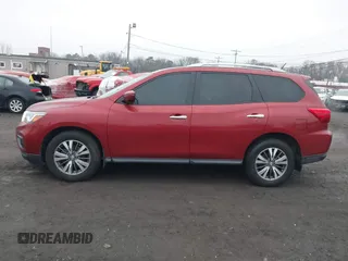 2017 Nissan Pathfinder SV z VIN 5N1DR2MM5HC619649, wystawiony jako IAAI lot #41476033 z przebiegiem 94 785 mil mil oraz . Historia ofert i sprzedaży dostępna na DreamBid. Obrazek 14.