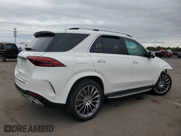 2024 Mercedes-Benz GLE 450 with VIN 4JGFB5KB0RB176477, listed as a Copart auction lot 45516515 with 10,296 mi miles and Non repairable. Bid and sale history available at DreamBid. Image 3.