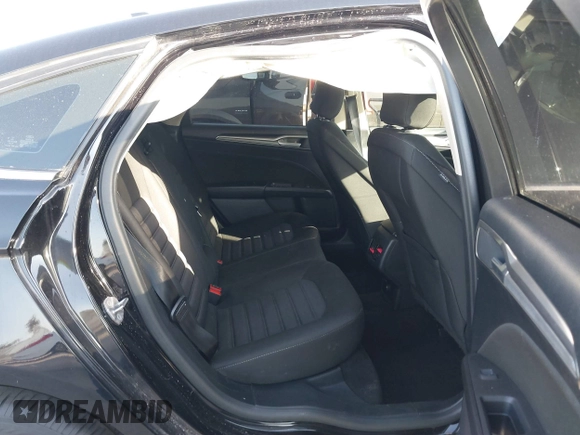 2019 Ford Fusion SE with VIN 3FA6P0HD3KR250483, listed as a IAAI auction lot 41866151 with 115,849 mi miles. Bid and sale history available at carsss.com. Image 8.