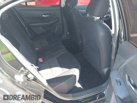2021 Nissan Sentra SV z VIN 3N1AB8CV1MY292325, wystawiony jako IAAI lot #41996480 z przebiegiem 37 191 mil mil oraz . Historia ofert i sprzedaży dostępna na DreamBid. Obrazek 8.