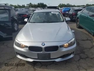 2013 BMW 3 Series 328i xDrive z VIN WBA3B5C54DJ598845, wystawiony jako Copart lot #62359705 z przebiegiem 116 699 mil mil oraz Szkoda całkowita • Salvage title. Historia ofert i sprzedaży dostępna na DreamBid. Obrazek 5.