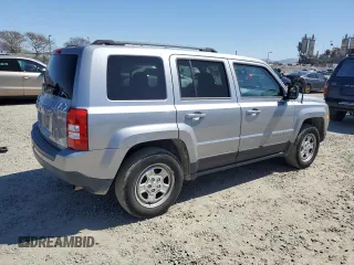 2016 Jeep Patriot Sport with VIN 1C4NJPBA3GD714970, listed as a Copart auction lot 50026875 with 122,785 mi miles and Clean Title. Bid and sale history available at carsss.com. Image 3.