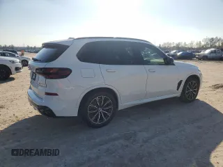 2024 BMW X5 M60i with VIN 5UX33EU01R9U55250, listed as a Copart auction lot 84268944 with 0 mi miles and Non Repairable. Bid and sale history available at carsss.com. Image 3.