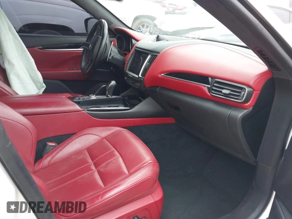 2018 Maserati Levante GranSport with VIN ZN661XUS8JX259578, listed as a IAAI auction lot 41232323 with Not provided miles and . Bid and sale history available at DreamBid. Image 5.