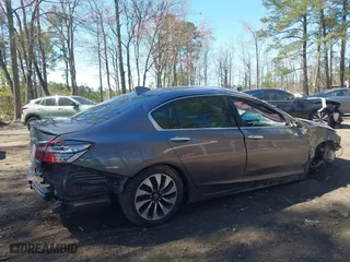 2017 Honda Accord Hybrid with VIN JHMCR6F34HC010403, listed as a IAAI auction lot 41878619 with 185,713 mi miles. Bid and sale history available at carsss.com. Image 19.