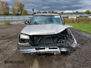 2004 Chevrolet Silverado 1500 Work Truck with VIN 1GCEC19V54E204447, listed as a Copart auction lot 76116284 with 285,385 mi miles and Salvage Title. Bid and sale history available at carsss.com. Image 5.