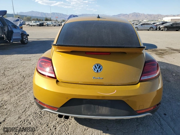 2018 Volkswagen Beetle Dune with VIN 3VWSD7AT6JM703211, listed as a Copart auction lot 70434054 with 0 mi miles and Salvage Title. Bid and sale history available at carsss.com. Image 6.