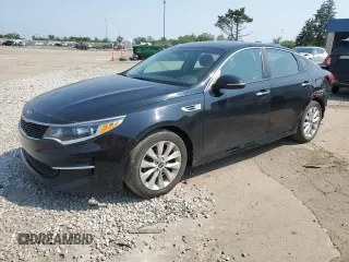 2018 Kia Optima S z VIN 5XXGT4L35JG256959, wystawiony jako Copart lot #60494495 z przebiegiem 111 572 mil mil oraz Czysty tytuł • Clean title. Historia ofert i sprzedaży dostępna na DreamBid. Obrazek 1.