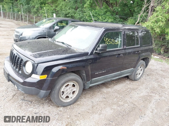 2011 Jeep Patriot Sport z VIN 1J4NT1GB3BD146294, wystawiony jako IAAI lot #42523267 z przebiegiem 199 497 mil mil oraz . Historia ofert i sprzedaży dostępna na DreamBid. Obrazek 2.