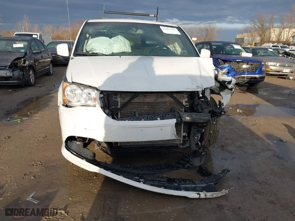 2017 Dodge Grand Caravan SXT with VIN 2C4RDGCG2HR818425, listed as a IAAI auction lot 41837757 with 175,201 mi miles. Bid and sale history available at carsss.com. Image 12.