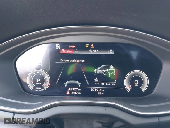 2021 Audi Q5 Premium Plus z VIN WA1BAAFY6M2130653, wystawiony jako IAAI lot #42138199 z przebiegiem 42 127 mil mil oraz . Historia ofert i sprzedaży dostępna na DreamBid. Obrazek 7.