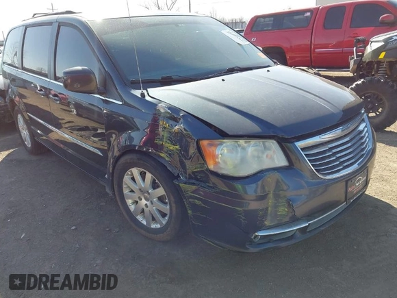 2014 Chrysler Town & Country Touring with VIN 2C4RC1BG0ER208505, listed as a IAAI auction lot 41775840 with 186,617 mi miles. Bid and sale history available at carsss.com. Image 1.