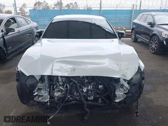 2024 Volvo S60 Plus Black Edition z VIN 7JRL12TH4RG305580, wystawiony jako IAAI lot #42174479 z przebiegiem 9731 mil mil oraz . Historia ofert i sprzedaży dostępna na DreamBid. Obrazek 13.