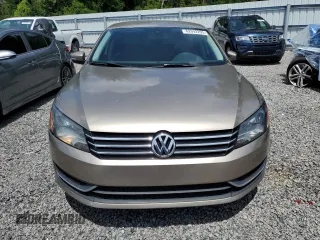 2015 Volkswagen Passat Limited Edition with VIN 1VWAT7A35FC093020, listed as a Copart auction lot 62692295 with 138,823 mi miles and Clean title. Bid and sale history available at DreamBid. Image 5.