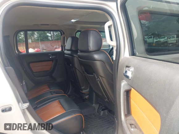2006 Hummer H3 z VIN 5GTDN136768298106, wystawiony jako IAAI lot #42284341 z przebiegiem 222 916 mil mil oraz . Historia ofert i sprzedaży dostępna na DreamBid. Obrazek 8.