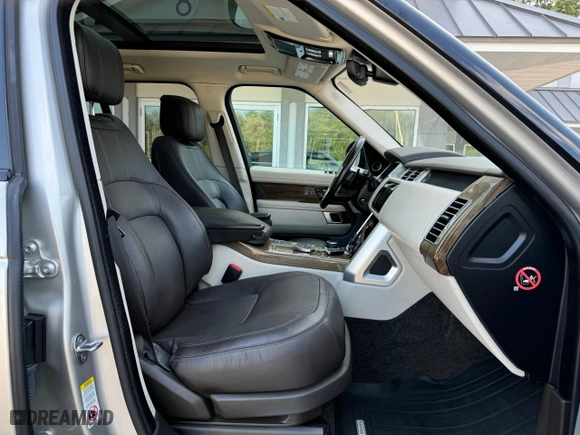 2018 Land Rover Range Rover with VIN SALGS2REXJA505213, listed as a Copart auction lot 88513685 with NaN miles and Clean Title. Bid and sale history available at carsss.com. Image 5.