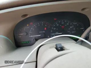 2002 Ford Windstar LTD z VIN 2FMDA58482BB68372, wystawiony jako Copart lot #43251315 z przebiegiem 179 327 mil mil oraz Czysty tytuł • Clean title. Historia ofert i sprzedaży dostępna na DreamBid. Obrazek 9.