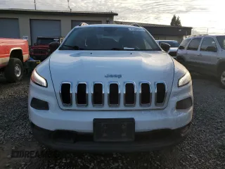 2016 Jeep Cherokee Sport with VIN 1C4PJMAB6GW268979, listed as a Copart auction lot 41669335 with 116,175 mi miles and Salvage title. Bid and sale history available at DreamBid. Image 5.