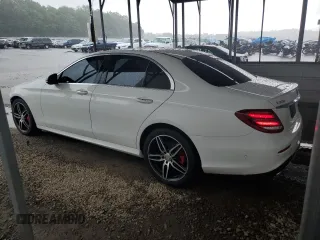 2017 Mercedes-Benz E 300 Luxury with VIN WDDZF4JBXHA108666, listed as a Copart auction lot 60083615 with 84,705 mi miles and Salvage title. Bid and sale history available at DreamBid. Image 2.