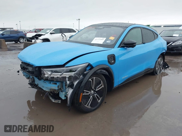 2023 Ford Mustang Mach-E Premium с VIN 3FMTK3R46PMA89994, выставлен на аукционе IAAI как лот 42195947 с пробегом Не указан миль и . История ставок и продаж доступна на DreamBid. Изображение 2.