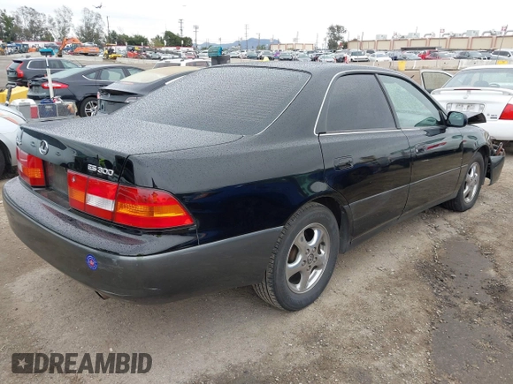1999 Lexus ES 300 с VIN JT8BF28G9X5060374, выставлен на аукционе IAAI как лот 41809173 с пробегом 240 274 миль миль и . История ставок и продаж доступна на DreamBid. Изображение 4.