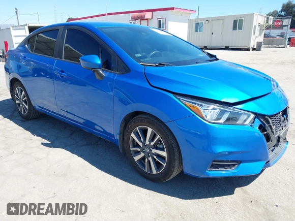 2021 Nissan Versa SV with VIN 3N1CN8EV5ML922468, listed as a IAAI auction lot 41854798 with 51,016 mi miles. Bid and sale history available at carsss.com. Image 1.