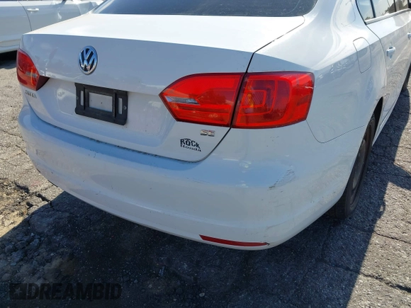 2014 Volkswagen Jetta SE с VIN 3VWD17AJ8EM284395, выставлен на аукционе IAAI как лот 42686750 с пробегом 183 600 миль миль и . История ставок и продаж доступна на DreamBid. Изображение 6.