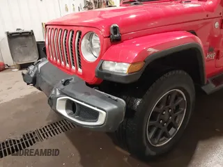 2020 Jeep Gladiator Overland with VIN 1C6HJTFG1LL129994, listed as a IAAI auction lot 42244189 with 46,414 mi miles and . Bid and sale history available at DreamBid. Image 18.