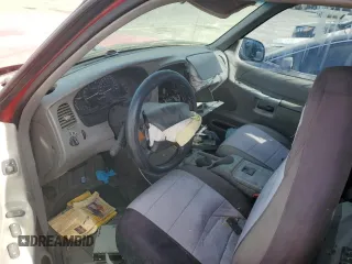 1999 Ford Explorer z VIN 1FMYU22E7XUB19528, wystawiony jako Copart lot #72772864 z przebiegiem 153 581 mil mil oraz Szkoda całkowita • Salvage title. Historia ofert i sprzedaży dostępna na DreamBid. Obrazek 8.