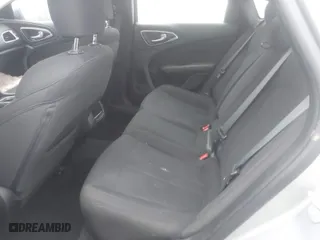 2015 Chrysler 200 Limited with VIN 1C3CCCAB8FN693213, listed as a IAAI auction lot 41539198 with 183,820 mi miles. Bid and sale history available at carsss.com. Image 8.
